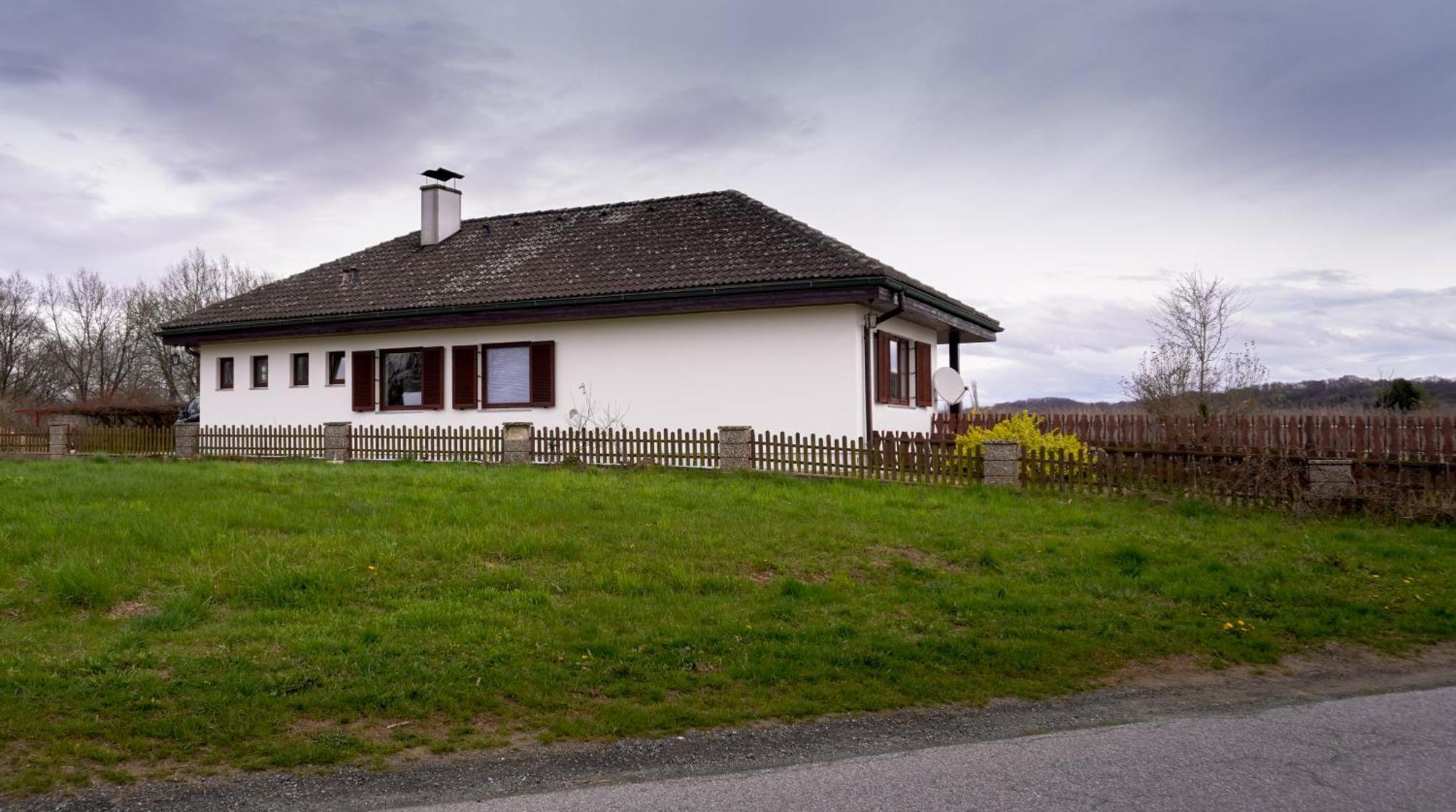 Golf Und Thermen Ferienhaus Golfblick Bad Loipersdorf Gillersdorf エクステリア 写真